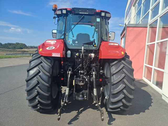 Schlepper Case IH Farmall 115U Pro