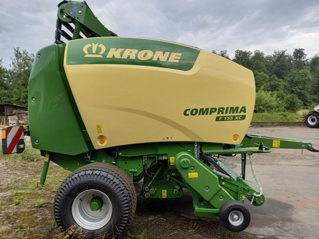 Rundballenpresse Krone Comprima F 155 XC