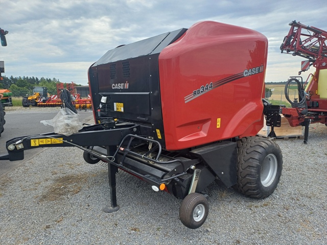 Festkammer-Rundballenpresse CaseIH RB 344 RC