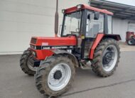 Schlepper Case IH 833 Allrad