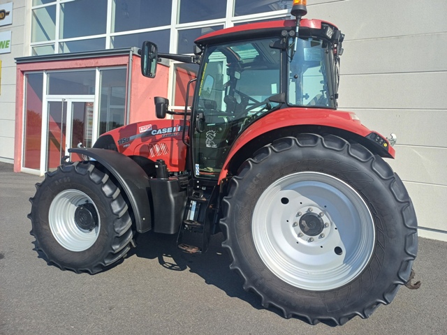 Schlepper Case IH Farmall 115U Pro