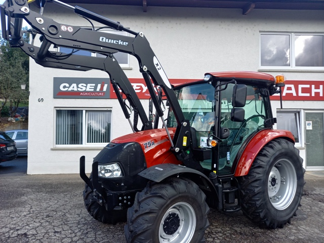 Schlepper CASE IH Farmall 75A