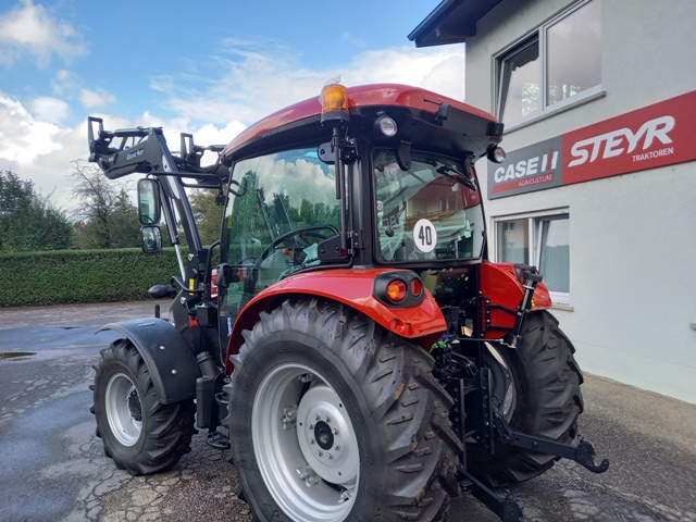 Schlepper CASE IH Farmall 75A