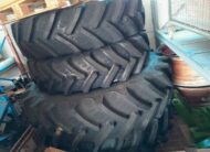 Pflegeräder BKT p.z. Case Puma LWB/ NH T7 LWB