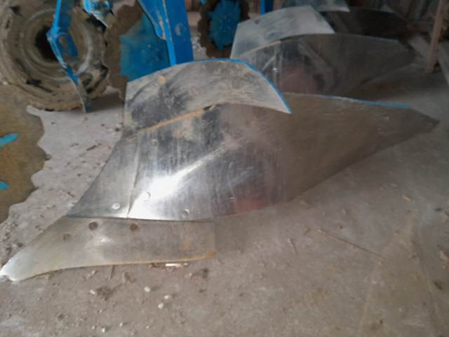 Volldrehpflug Rabe Albatros 4 Schar