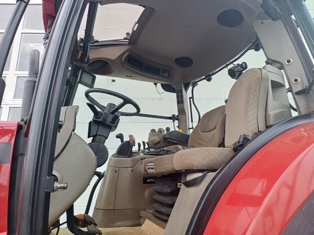 Schlepper Case IH MXU110