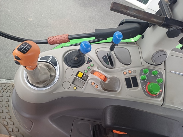 Schlepper Deutz-Fahr 5110 P