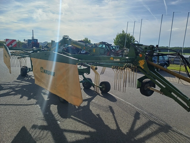 Kreiselschwader Krone Swadro 710/26 T