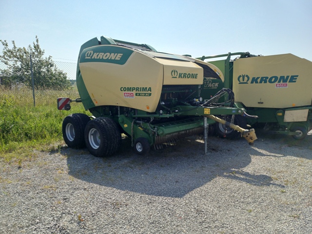 Rundballenpresse Krone Comprima V 150 XC