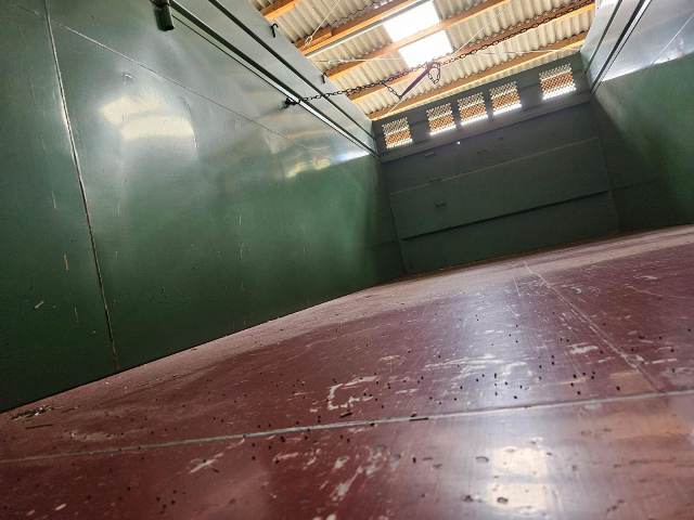 Dreiseitenkipper Brantner TA 20051 Stabilator