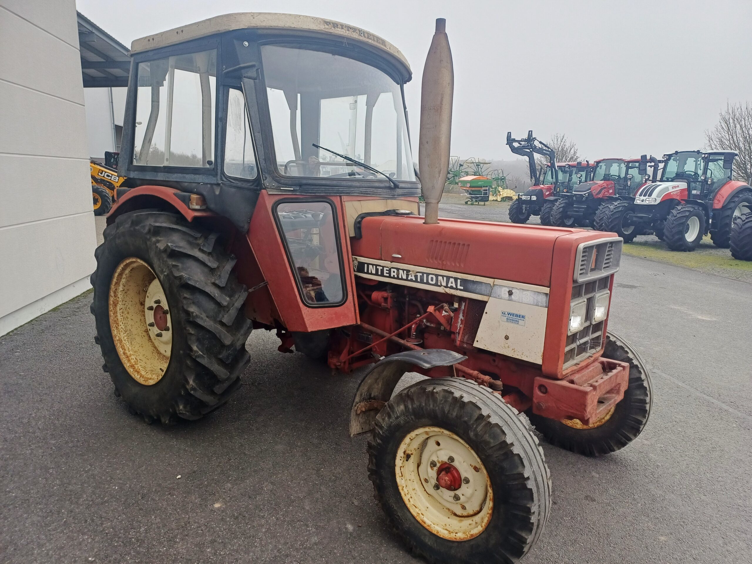 Schlepper Case IH 633