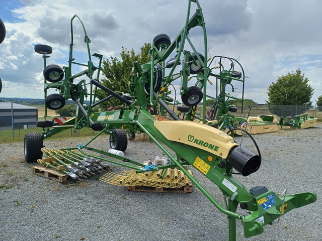 Kreiselschwader Krone Swadro TS680