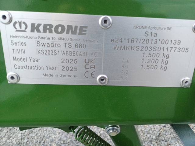 Kreiselschwader Krone Swadro TS680