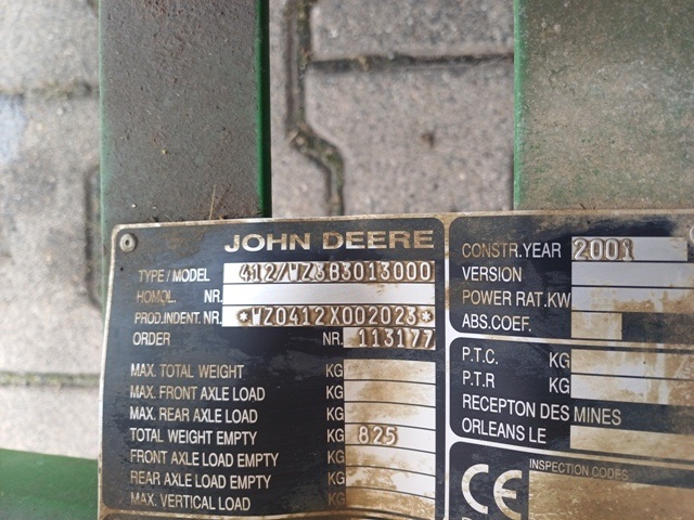Feldspritze John Deere 412 (Douven)