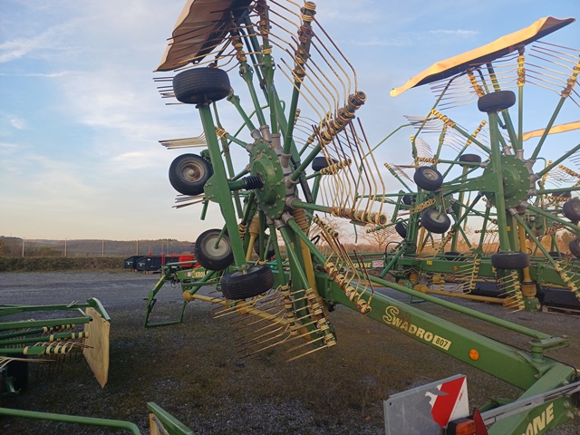 Zweikreiselschwader Krone Swadro 807