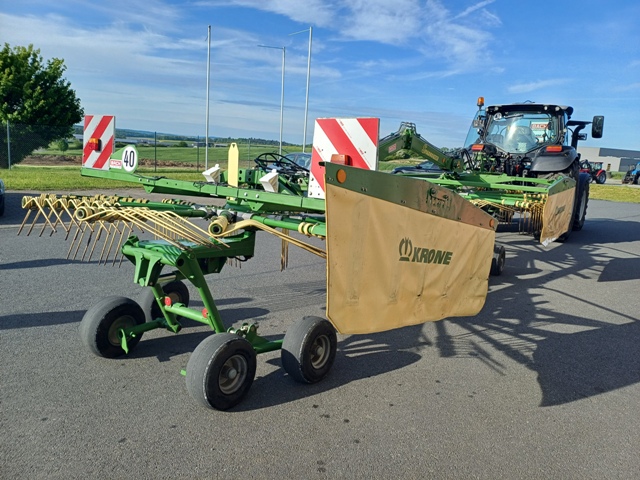 Kreiselschwader Krone Swadro 710/26 T