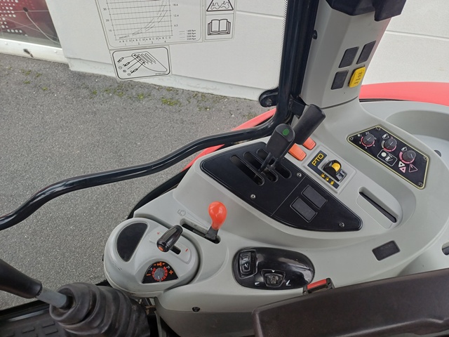 Schlepper Massey Ferguson 5410