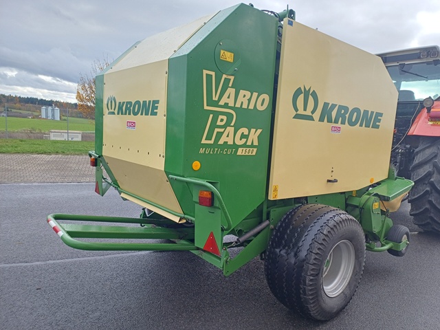 Rundballenpresse Krone VarioPack Multi Cut 1500