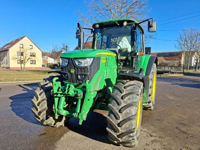 Schlepper John Deere 6130M