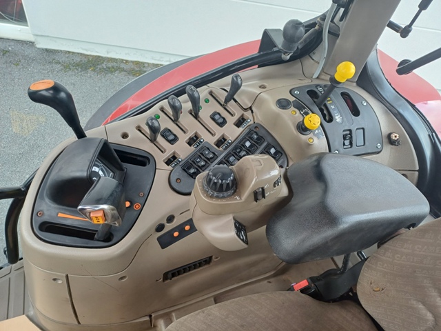 Schlepper Case IH MXU110