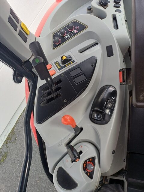 Schlepper Massey Ferguson 5410