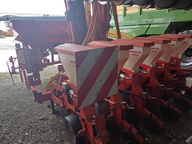 Einzelkornsämaschine Accord Optima 12 Reihig HD e-drive