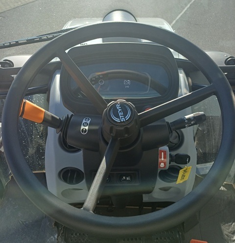 Schlepper STEYR Plus 4100