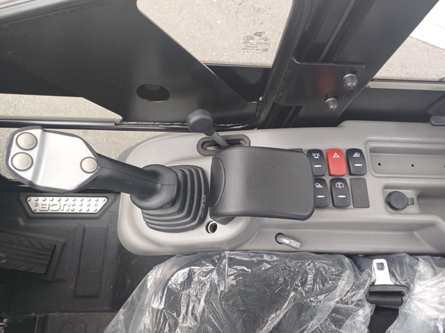 Kompaktlader JCB 403 Agri Plus