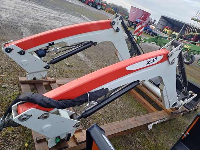 Frontladerschwinge Alö X4S PP Steyr weiss