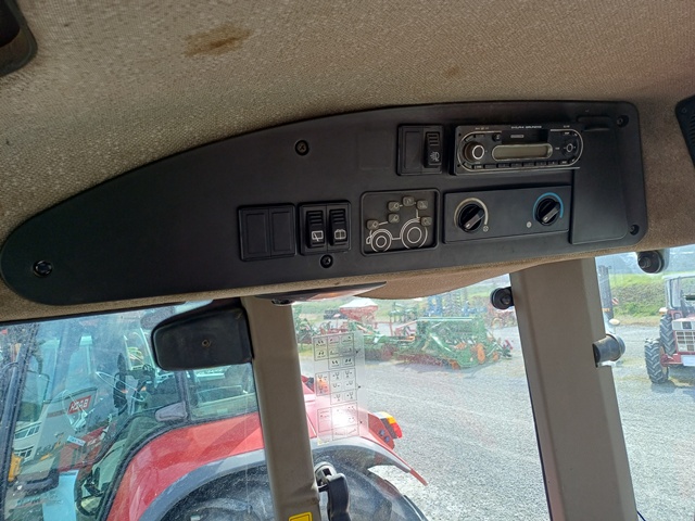 Schlepper Case IH CVX 195