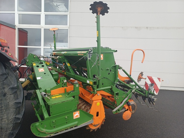Drillkombination Amazone KE302 mit AD303
