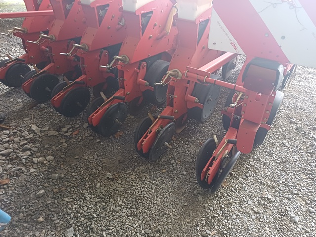 Einzelkornsämaschine Accord Optima 12 Reihig HD e-drive