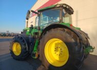 Schlepper John Deere R6175