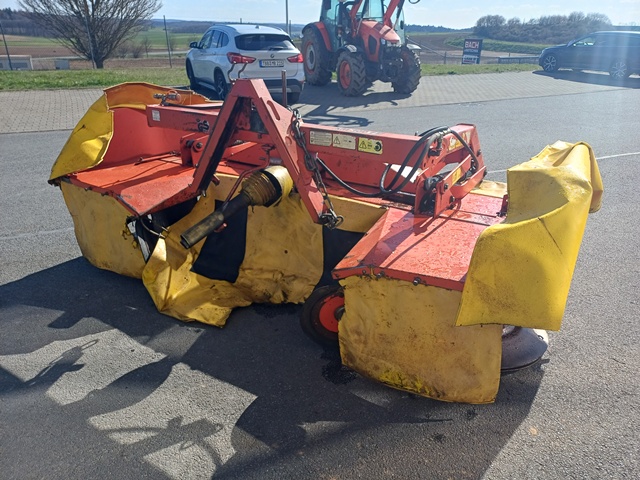 Frontmähwerk Fella KM300 FZ