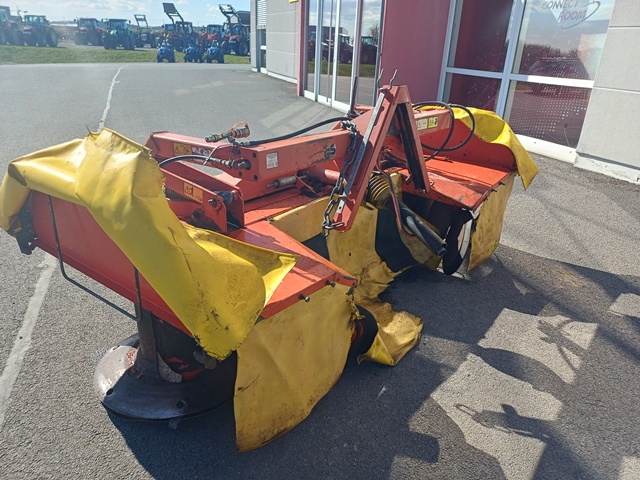 Frontmähwerk Fella KM300 FZ