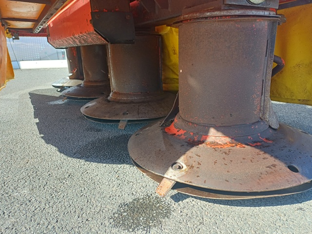 Frontmähwerk Fella KM300 FZ