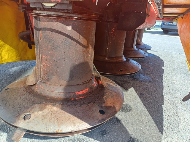 Frontmähwerk Fella KM300 FZ