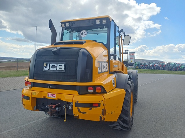 Teleskopradlader JCB TM320 Agri