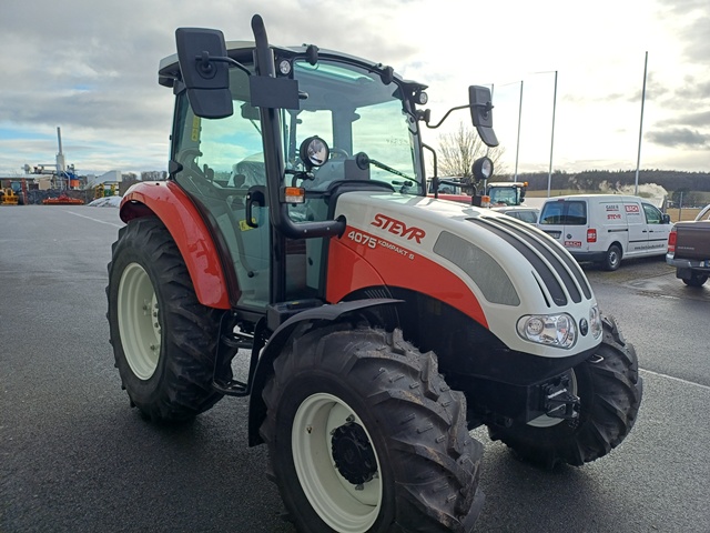 Schlepper Steyr Kompakt 4075S