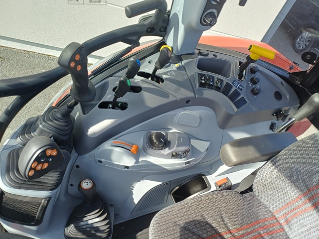 Schlepper STEYR Plus 4100