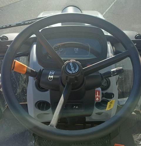 Schlepper STEYR Plus 4100