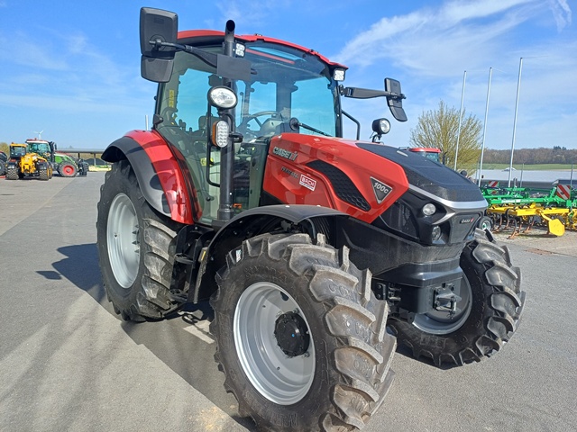 Schlepper CASE IH Farmall 100 C HiLo