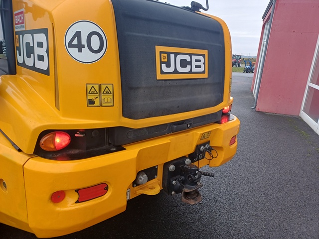 Teleskopradlader JCB TM 320 Agri