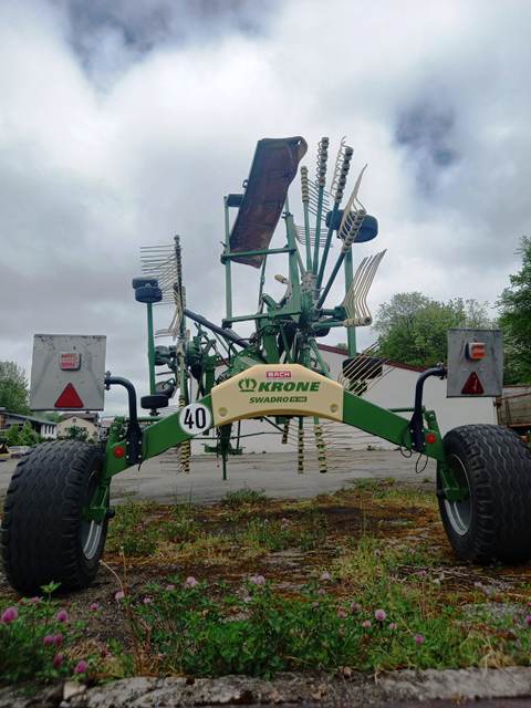 Zweikreiselschwader Krone Swadro TS 740