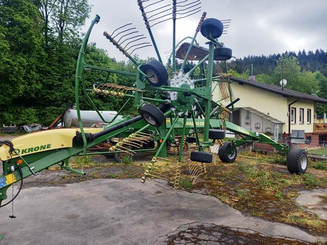 Zweikreiselschwader Krone Swadro TS 740