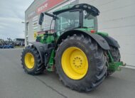Schlepper John Deere R6175