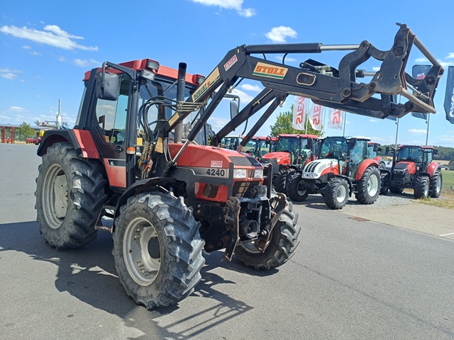 Schlepper Case IH 4240