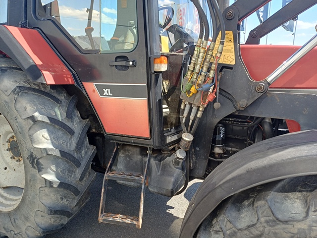 Schlepper Case IH 4240
