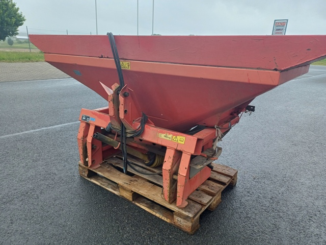 Anbaudüngerstreuer Rauch MDS 732