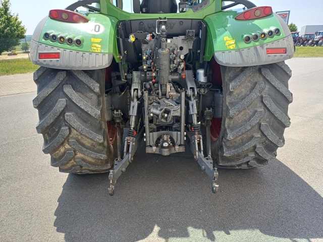 Schlepper Fendt 724 Profi Plus
